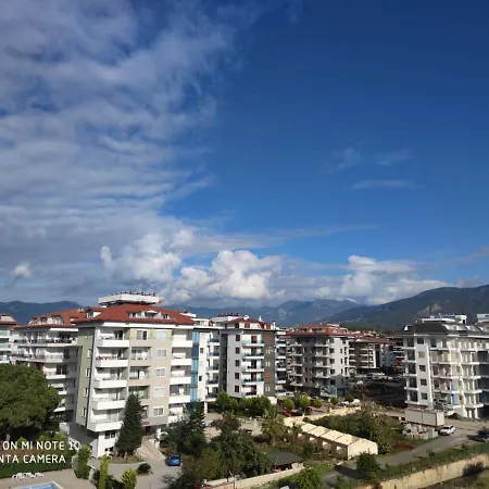 Emarine Apartament *