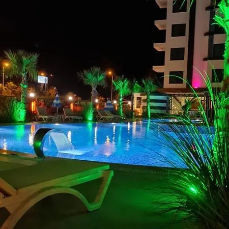 Apartament Emarine *